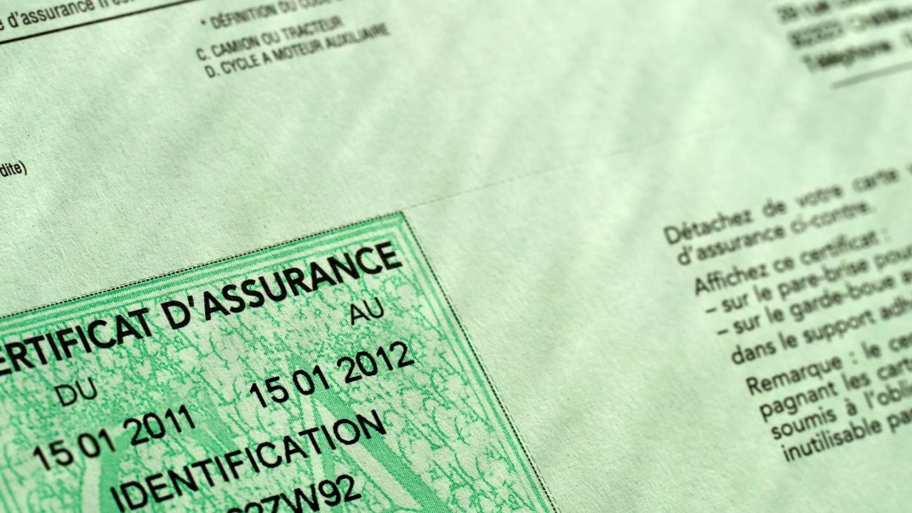 découvrez les conséquences de circuler sans carte verte d'assurance en france : amendes potentielles, frais supplémentaires et impacts sur votre couverture. informez-vous pour éviter les surprises et garantir votre sécurité routière.