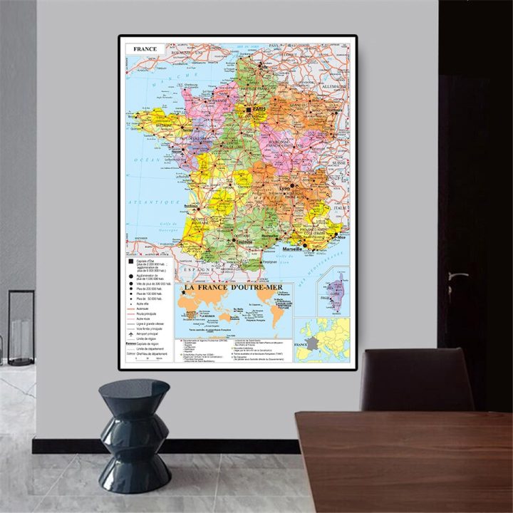 obtenez toutes les informations essentielles sur la carte d'assurance auto : utilité, démarches pour l'obtenir, renouvellement et obligations légales pour rouler en toute sérénité.
