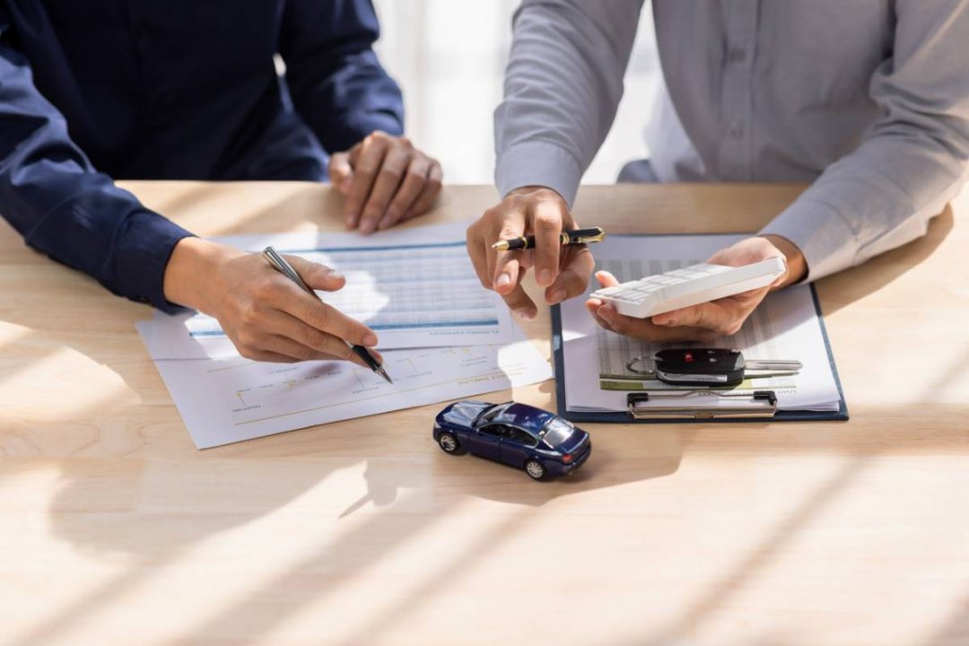 découvrez comment changer facilement votre assurance auto pour bénéficier de meilleures garanties et de tarifs avantageux. profitez de conseils pratiques et d'astuces pour comparer les offres et faire le meilleur choix pour votre véhicule.