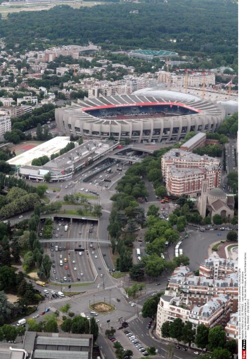 découvrez tout ce qu'il faut savoir sur le périphérique parisien : son histoire, son fonctionnement, ses trajets et conseils pratiques pour circuler sereinement autour de paris.