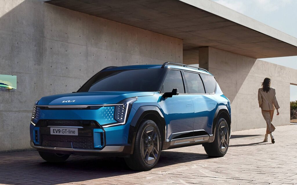 découvrez tout sur les véhicules électriques : avantages, fonctionnement, autonomie, coûts et conseils pour bien choisir votre voiture électrique en 2024.