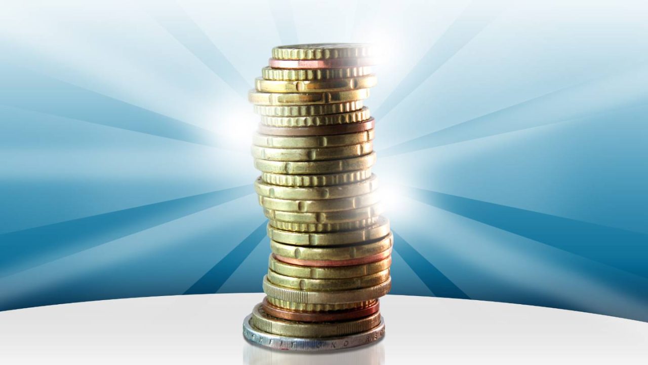 découvrez les raisons de la hausse des tarifs d'assurance auto et comment optimiser votre contrat pour réduire vos coûts.