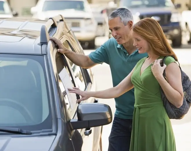 découvrez comment l'assurance auto évolue en 2025 avec l'essor des pièces de réemploi, une solution économique et écologique pour votre véhicule.