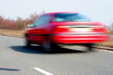 découvrez comment réagir efficacement en cas de délit de fuite. conseils pratiques pour protéger vos droits et démarches à suivre après un accident.